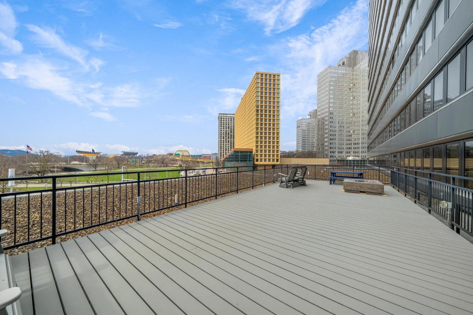 Vibrant Luxury Prime Location 24-7 Onsite Parking Gym Lounge Apartamento Pittsburgh Exterior foto